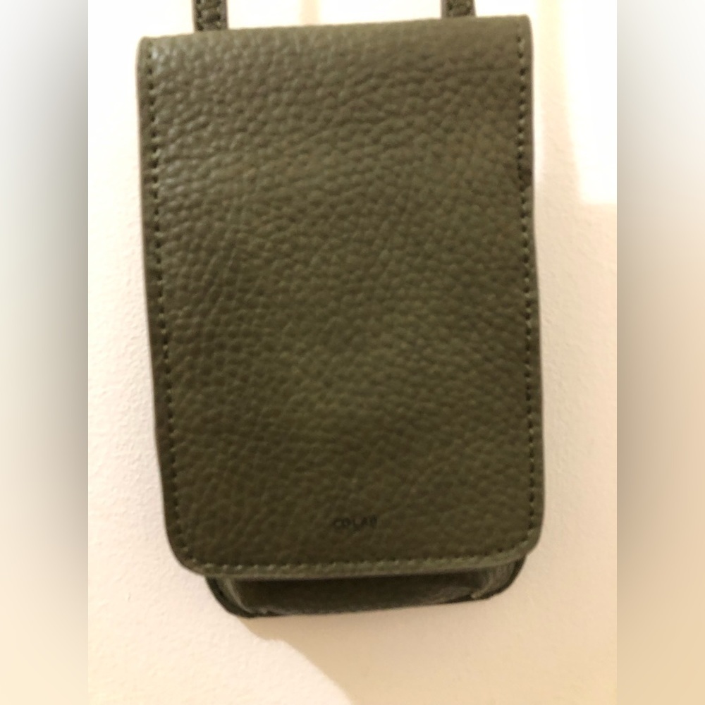 Colab Faye - Tech Crossbody